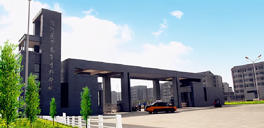 河南医科类高校：落后中的尴尬，尴尬中的南丁格尔