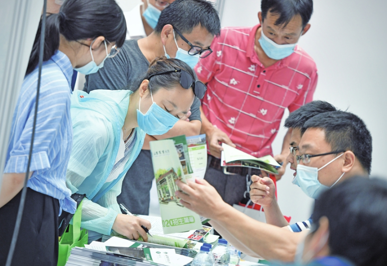 明明同样是高校，为何有大学和学院的区别，学生尽量要早知道