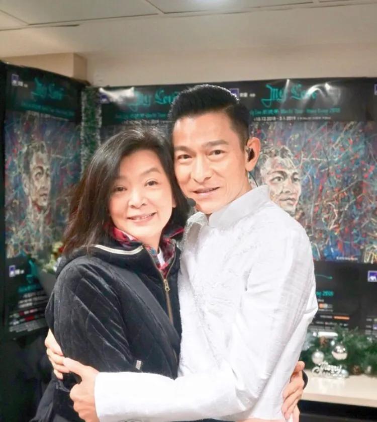 刘德华沈阳被扇耳光，对自己亲姐20年来见死不救，到底发生了什么