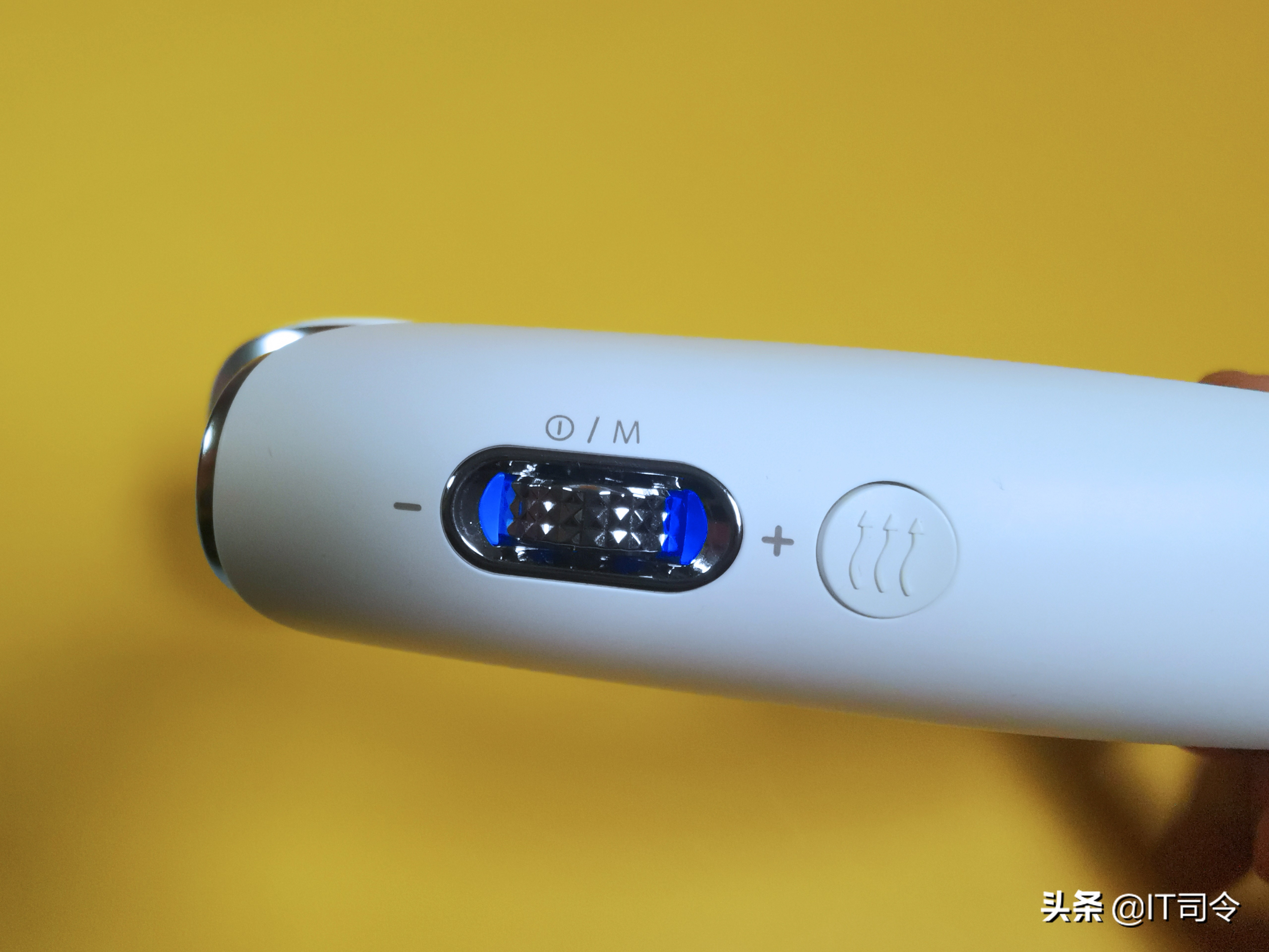 颜值高实力强，SKGK5颈椎按摩仪上手评测