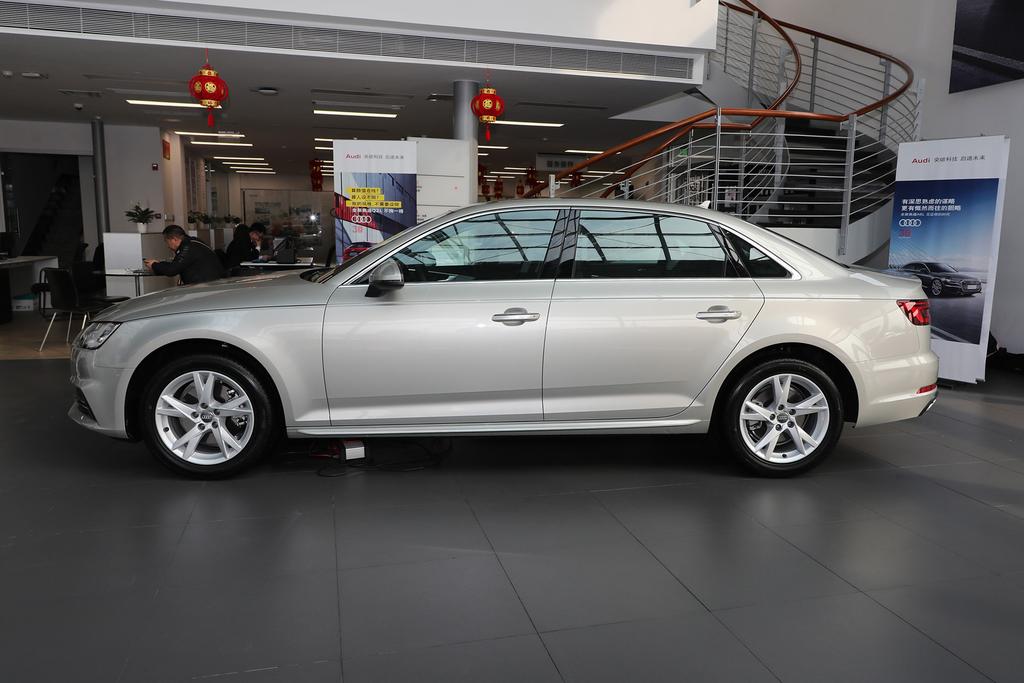 2017年3月奥迪A4L Plus 40 TFSI 时尚型怎么样？关于A4L详细解读