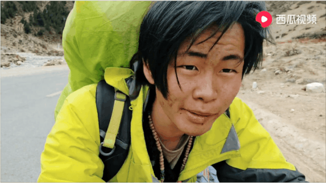 艰难的，浪漫的，魔幻的，都在路上