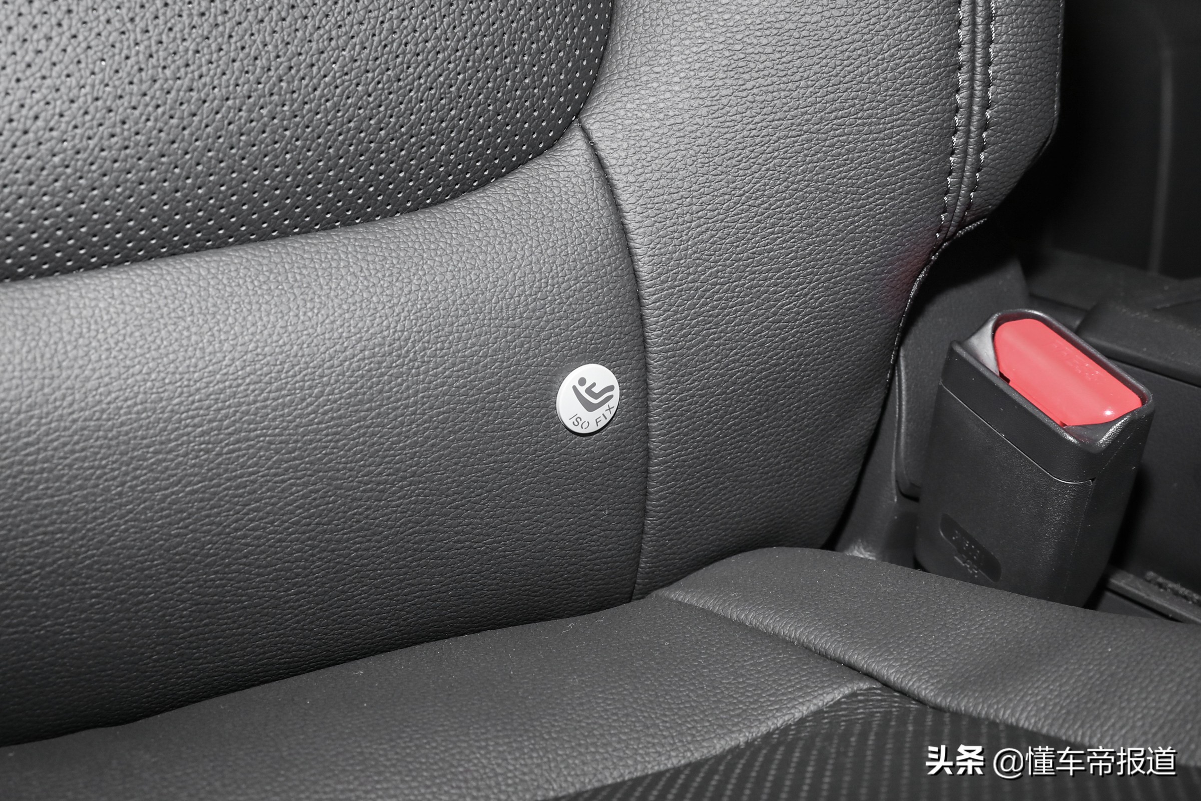 新车｜GL8地位不保，奶爸辣妈不容错过！广汽丰田赛那实拍解析