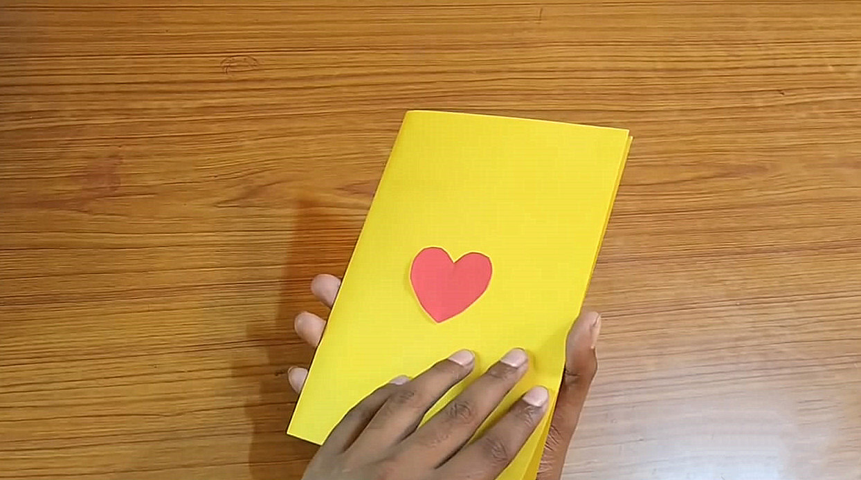 DIY立体贺卡的方法，难度1颗星，简单又有创意