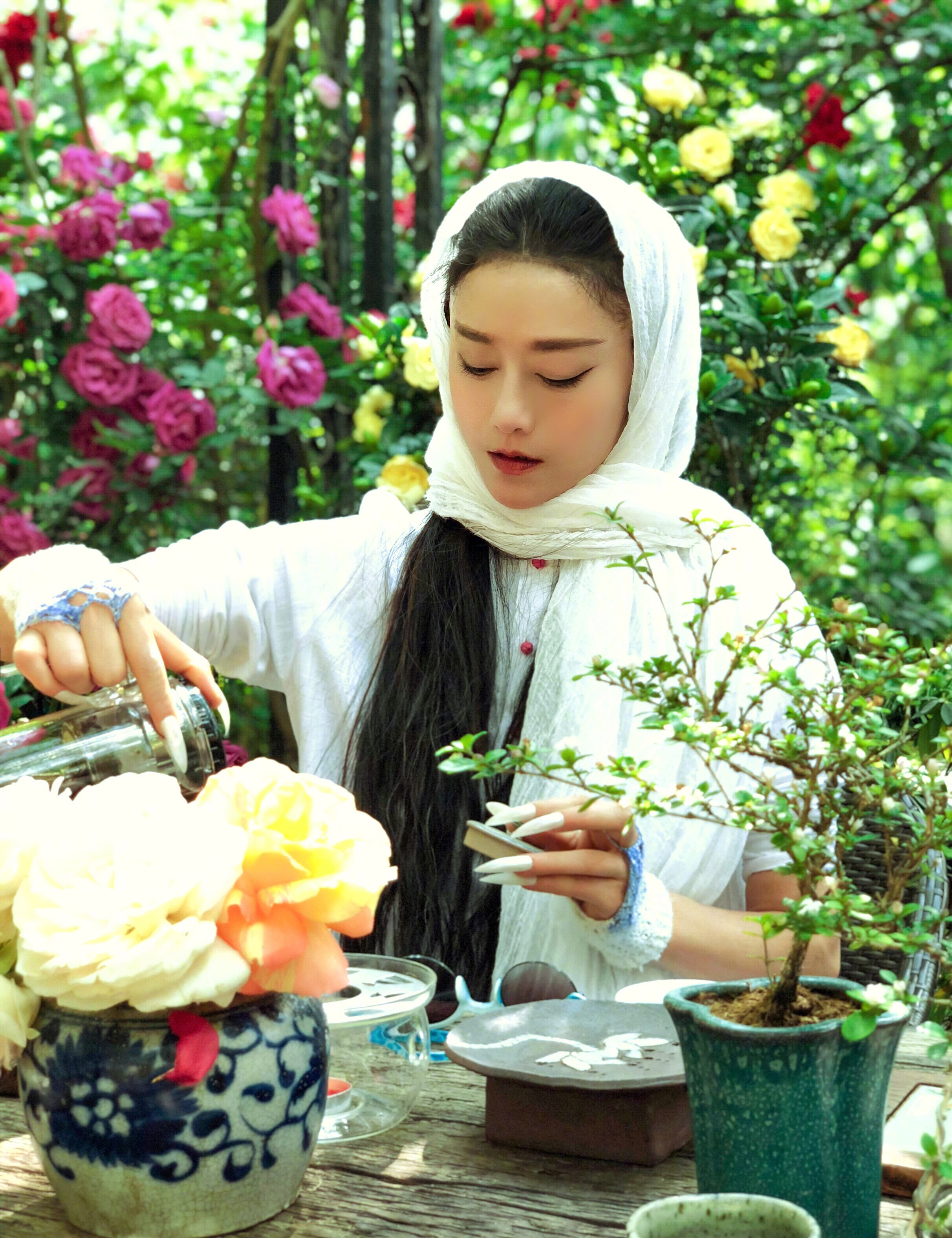 11岁差点被当童养媳，被“雪藏”10年，杨丽萍不为人知的经历