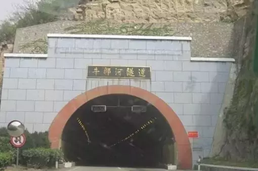 山西所有高速隧道“统一限速”：70公里/小时，涉9个违法代码，严罚！