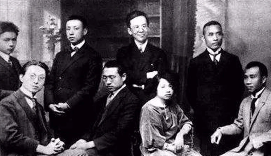 1928年朱德的前妻为钱背叛革命，导致罗亦农被抓，邓小平差点暴露