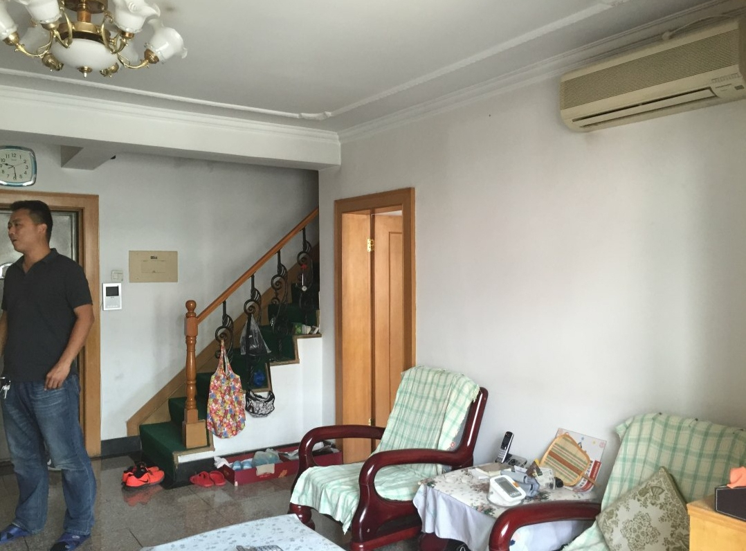 118㎡旧房焕新改造，打造舒适现代家居空间