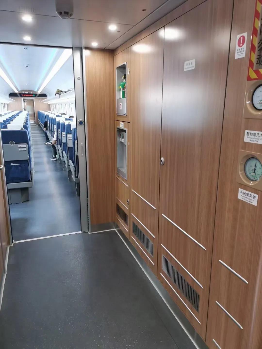 10月11日全国铁路实行新运行图,西康d字头动车变为c字头城际动车