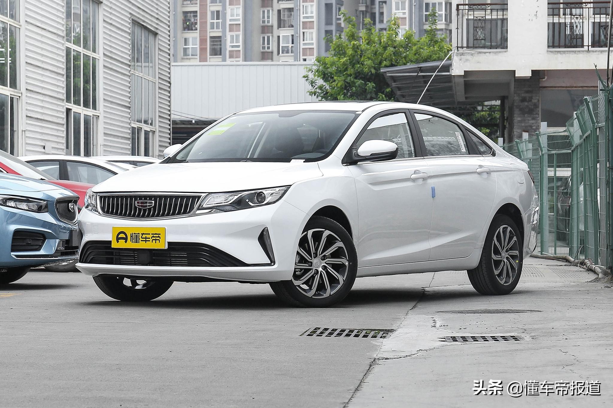 新车 | 换装新蓝鲸1.5T，长安新锐程CC蓝鲸版上市，售9.79万元起