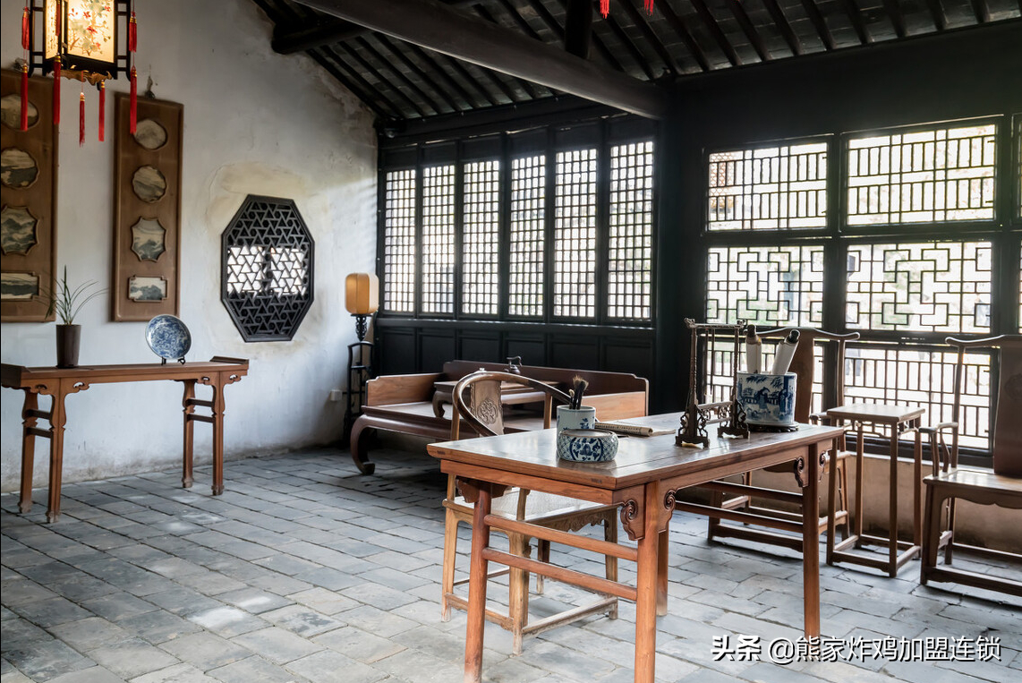 餐饮店装修设计应该注意哪些问题？熊家韩式炸鸡经验传授