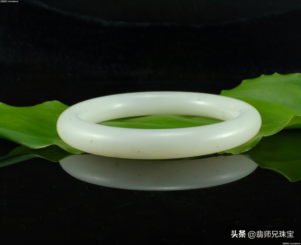 玉手镯的鉴定方法