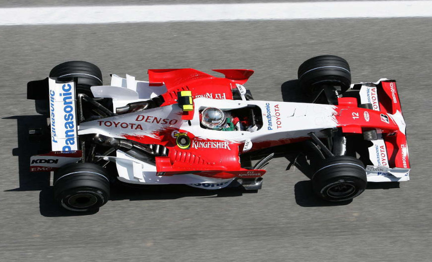 f1方程式赛车最高时速(f1赛车的排量只有1.6,是真的么?