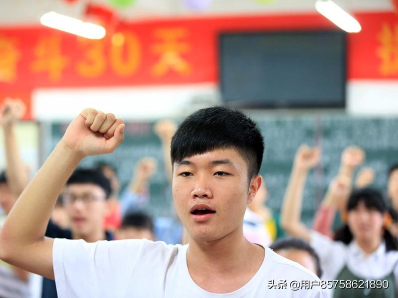 每年高考为什么要分为A、B卷？有哪些不同？一线教师解答了疑惑