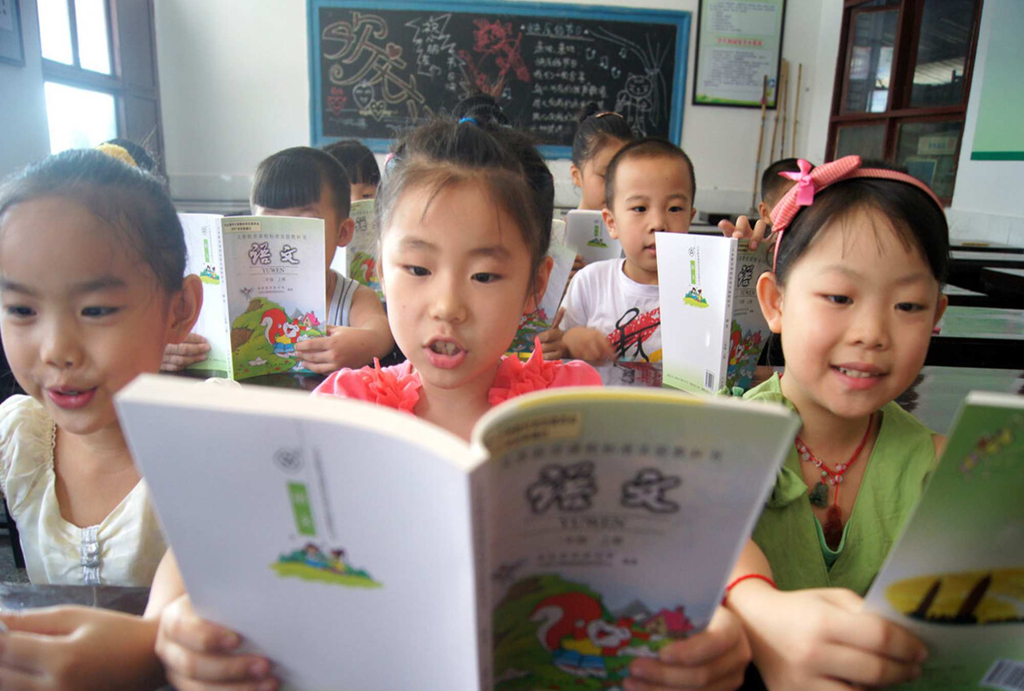 老师“含沙射影”让学生别上课后服务，惹家长发怒，校方回应来了