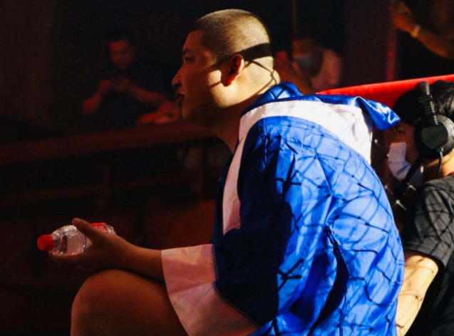 二驴出面充当和事佬，促使辛巴与东方阿保和解，网友：全网大团结