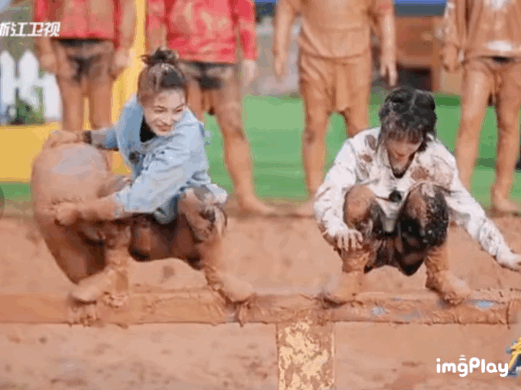 杨颖出道18年,代表作有:黄晓明和《跑男》