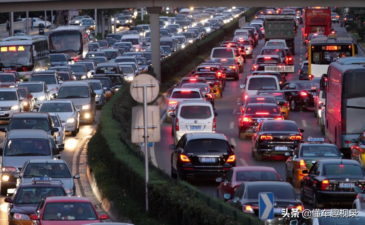 新車一年跑不到8千公里，還按公里數保養嗎？行家：別浪費錢了
