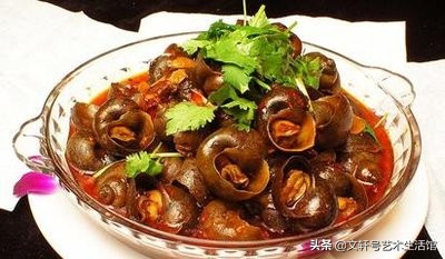 桂林10大好玩景点和10大好吃特产。