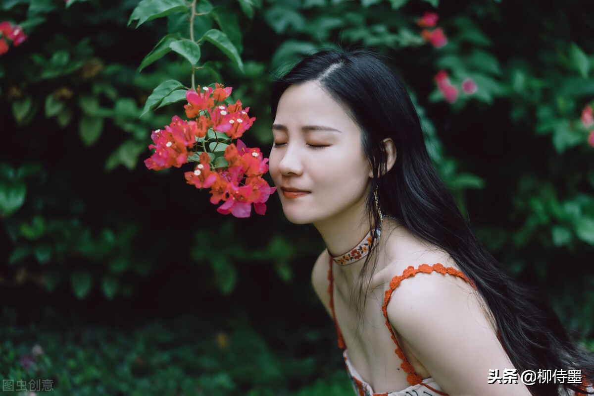 2张人像发现4个问题，16图解6个摄影技巧，拍照清丽优雅不俗气