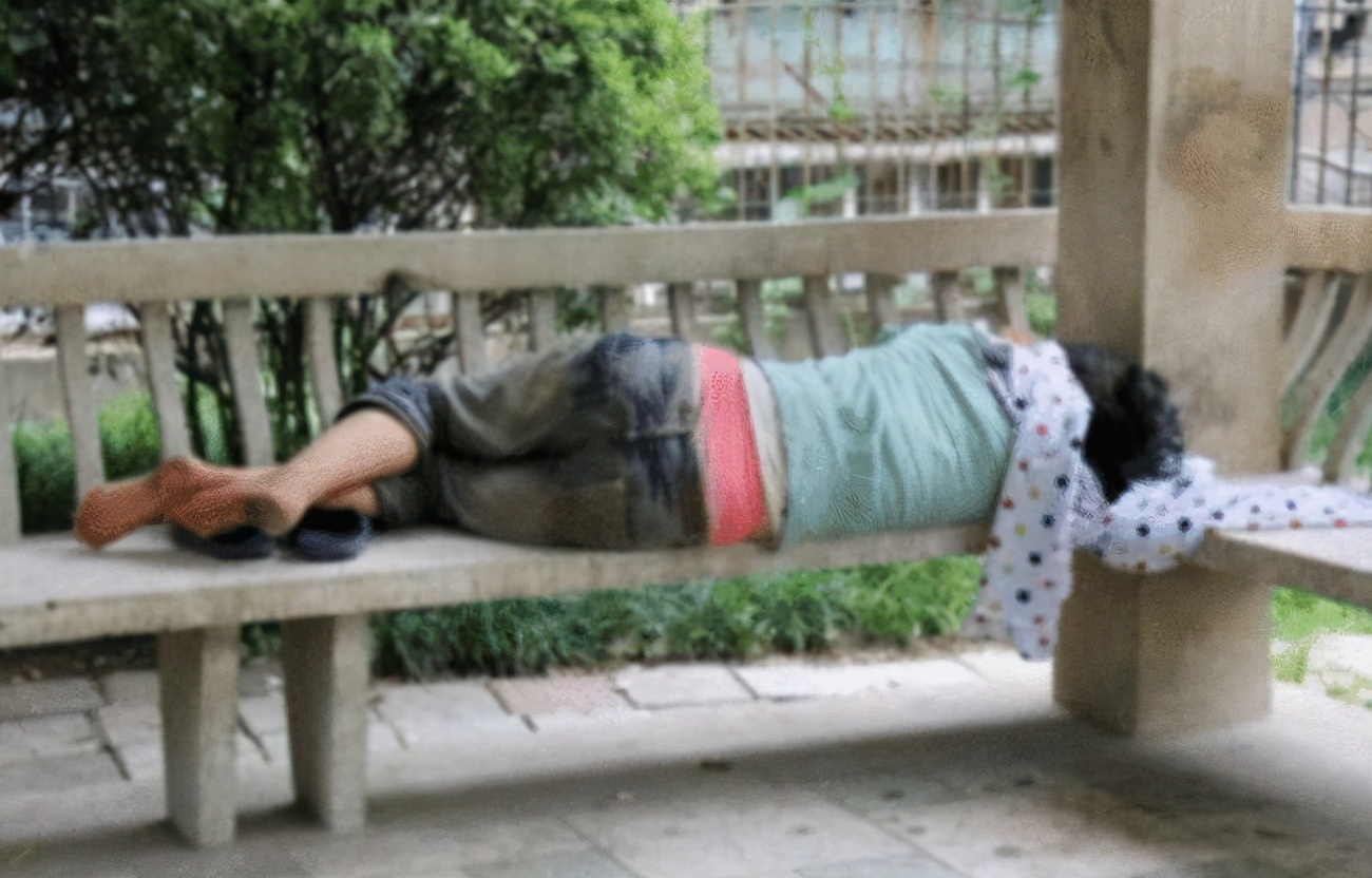 北理工学霸成流浪汉，捡垃圾为生12年！失联时究竟发生了什么？