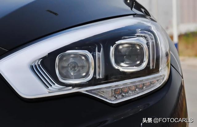 售价70万勇气过人，起亚K9 3.8L V6实拍，玩高配置却吃力不讨好