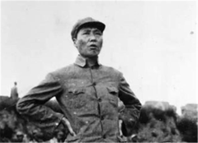 毛主席拒穿防弹服：自信人民是不会搞我的