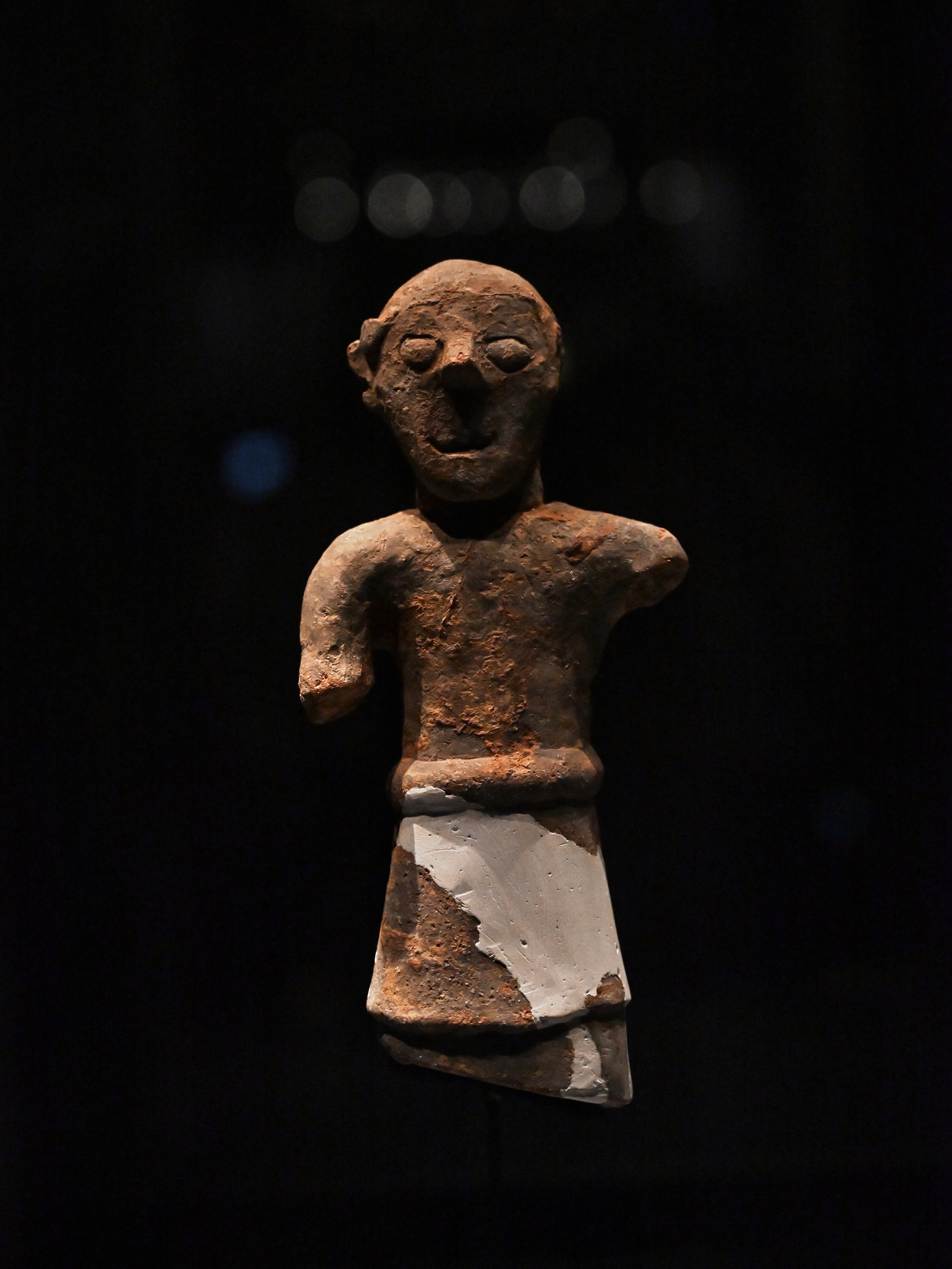 神秘莫测的三星堆,青铜大立人竟是几千年前的"奥特曼"