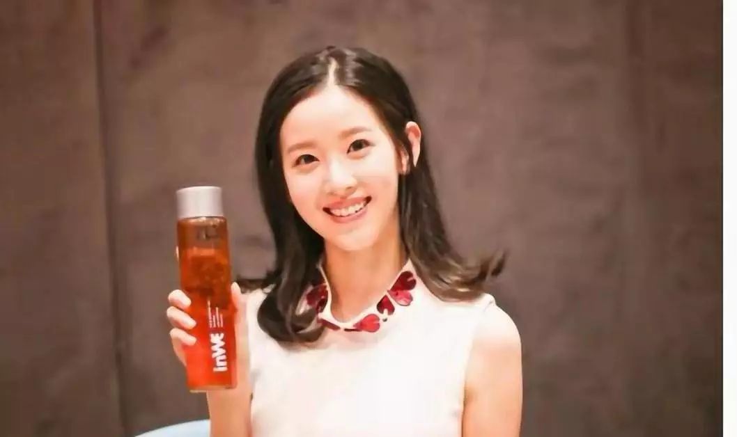 章泽天留学生活曝光：被误解10年的“奶茶妹妹”