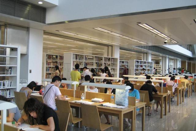 四六级成绩公布，有人遗憾424，有人惊喜425，有人意外0分