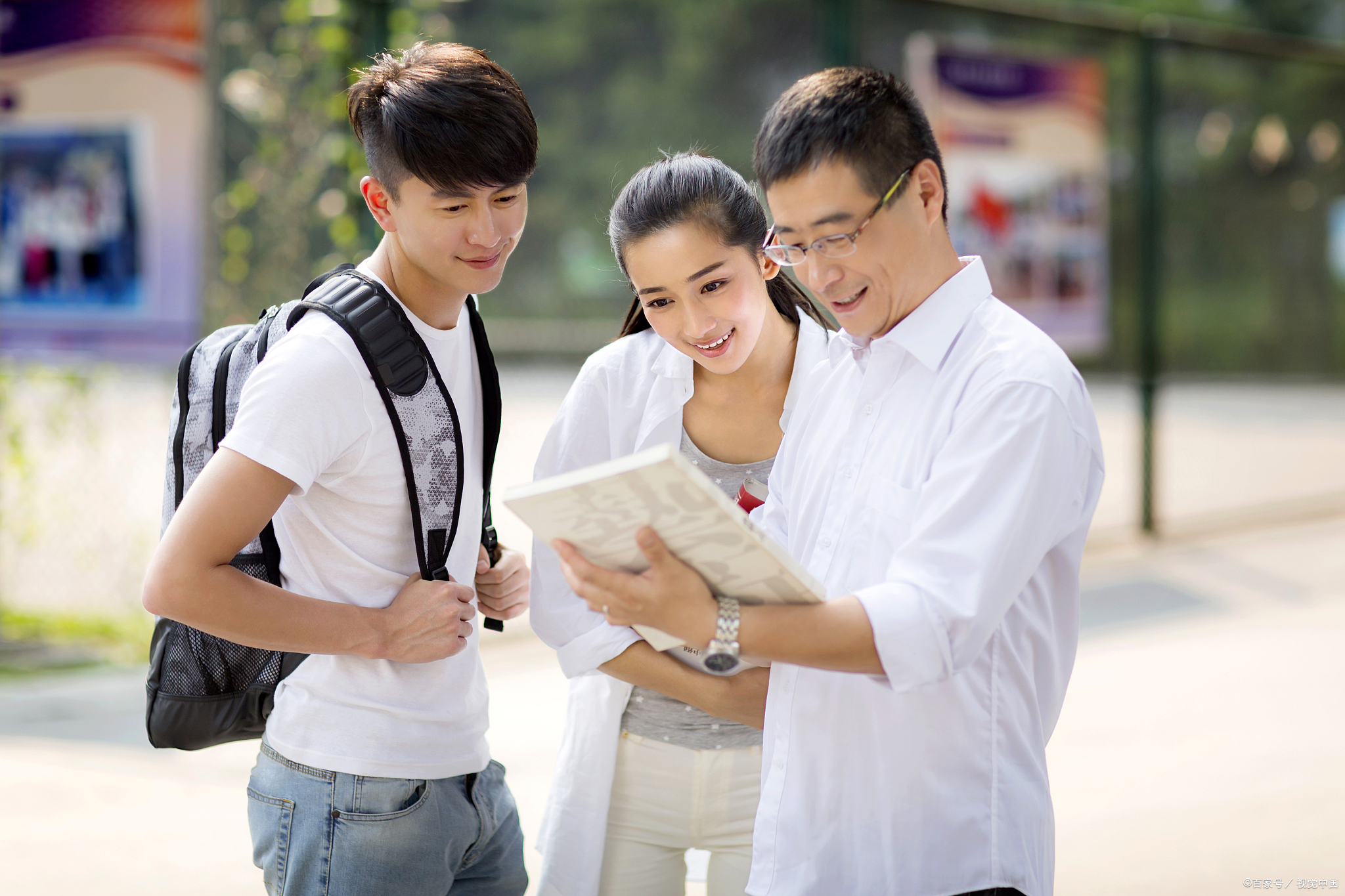 安徽师范大学遭学生放鸽子，多人属拔尖班，是嫌弃教师工资低？