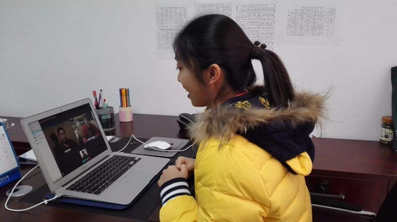 2月17日，正式“网上开学”第一天，中小学生可通过电视来学习啦