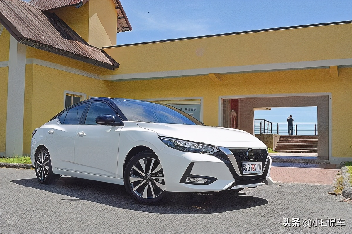 外在热情奔放，驾驭沉稳舒畅，NISSAN Sentra试驾