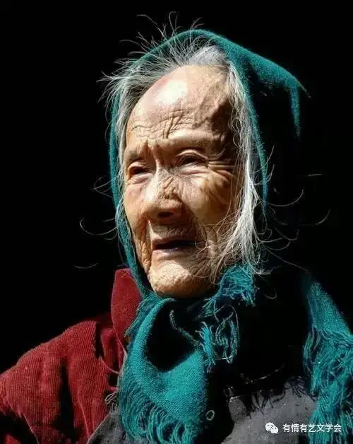 游子吟的诗意和表达情感（孟郊《游子吟》赏析）