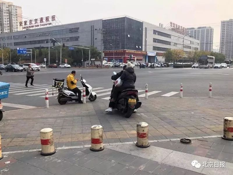 “京B”摩托车四环内泛滥，呼啸背后藏着条灰色产业链
