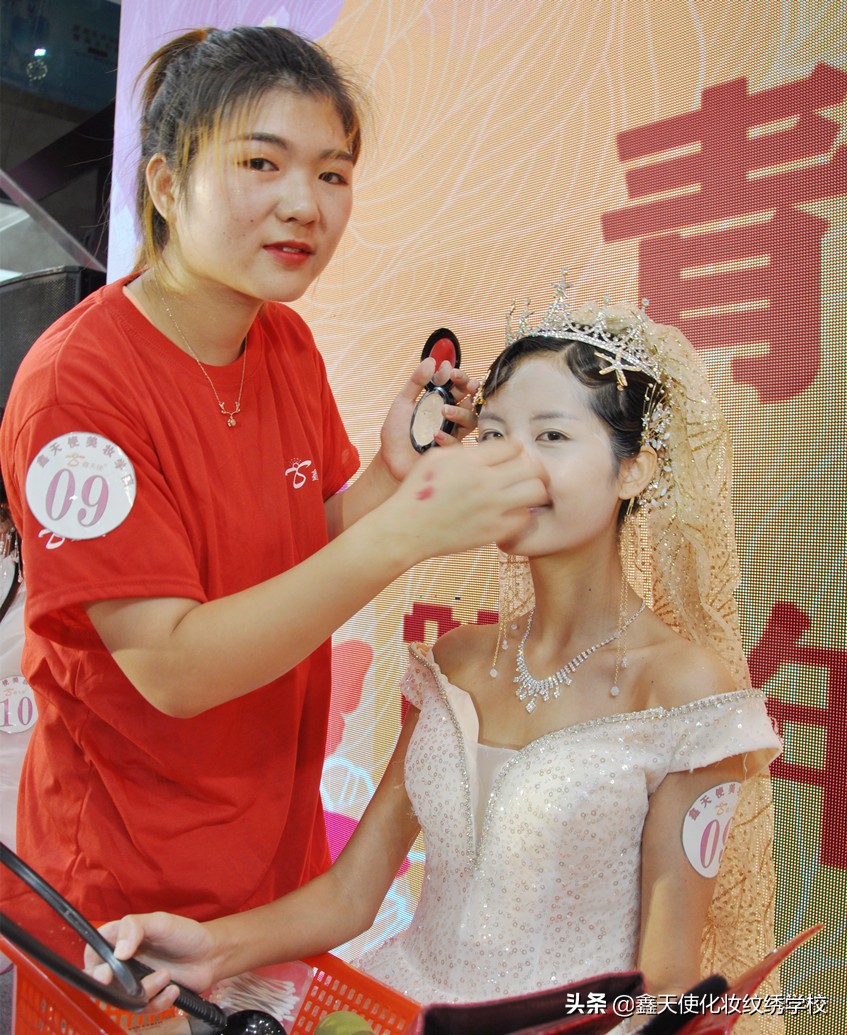 垃圾学校｜黑名单 |美甲学校 | 化妆学校｜