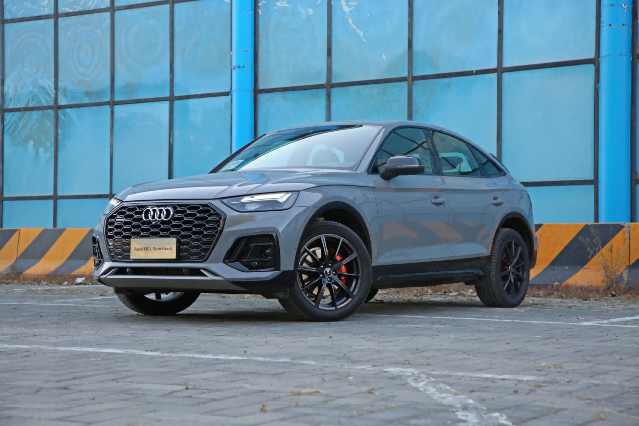 张扬的实用主义者 试驾奥迪Q5L Sportback