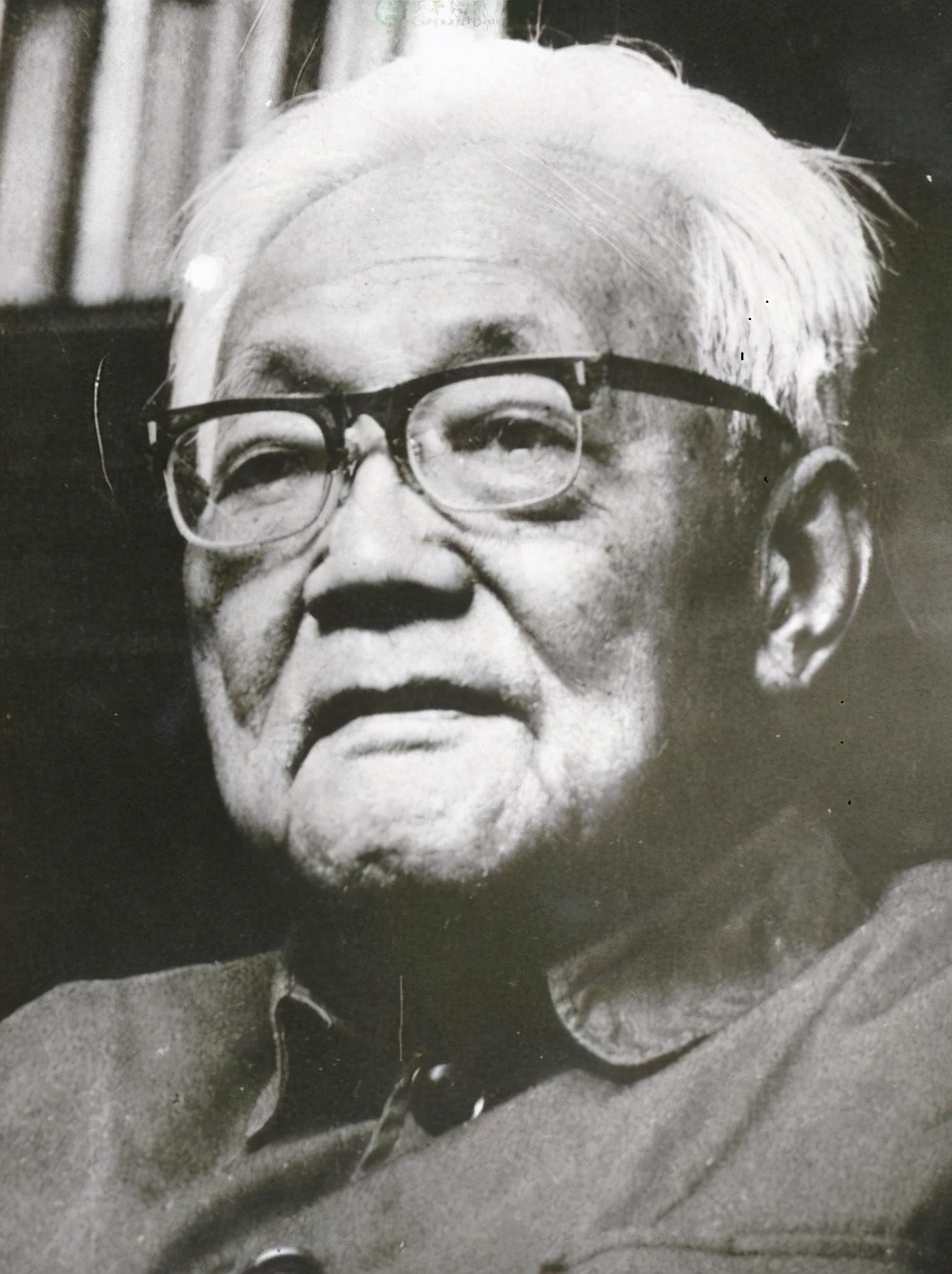 大作家巴金十句经典格言,句句充满大智慧,流露出崇高品格和人格