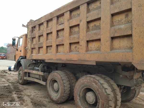 泥头车新车价格10年过去了