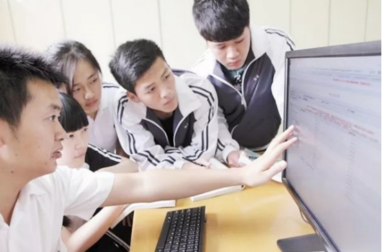 高考后一定要“估分”？家长别着急，估分意义不大，这些才是重点