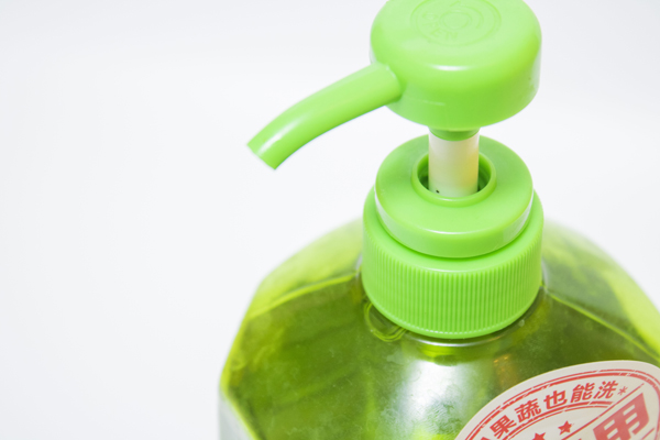 洗洁精是“害人精”，长期使用容易得癌，是真的吗？告诉您真相