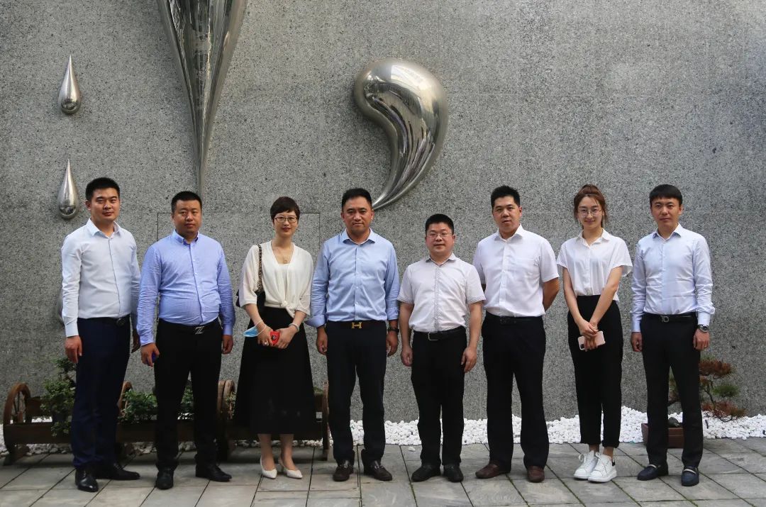 走近温商 | 杭州市温州商会走进杭州新濠房地产代理有限公司