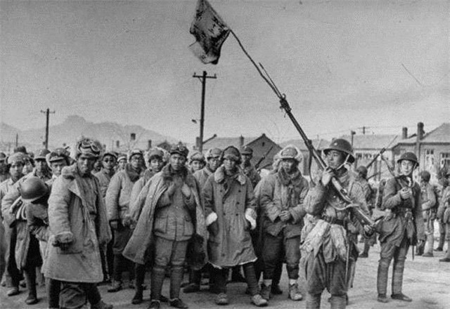 毛主席如何评价农民？76年前的中共七大上，毛泽东为农民定基调
