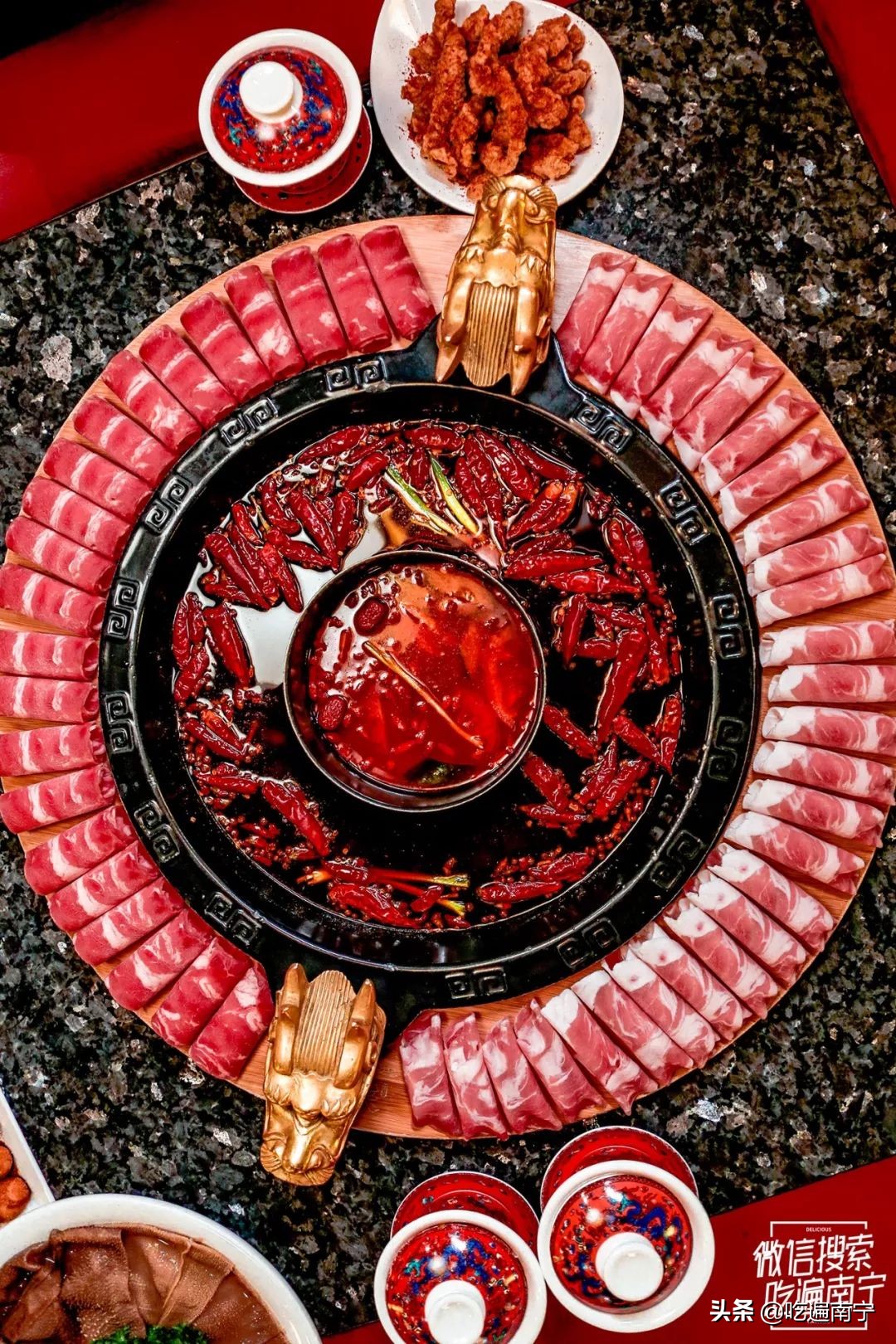 南宁这家武侠风火锅，专吃地道的川味牛油锅