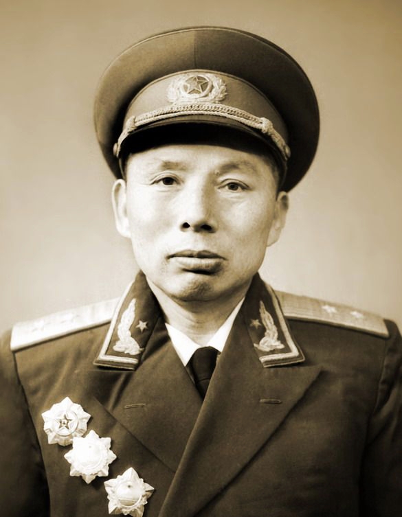 骁勇善战的共和国“常胜军”与智勇双全的首任军长、政委简述