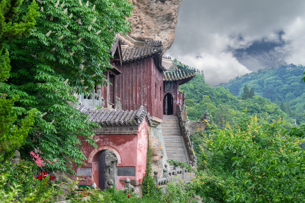 中国十大名山各有特色，你去过几个？哪个在你心中是最美的