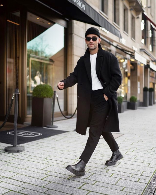 一,"基础版"穿搭,靴子颜色要选好