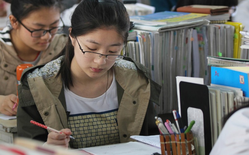 四川“改名”成功的大学，如今分数高达617分，中等生都考不上