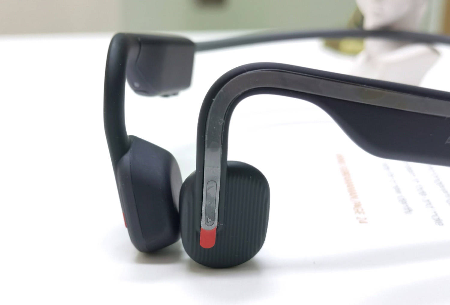 不漏音，才是真正的骨传导