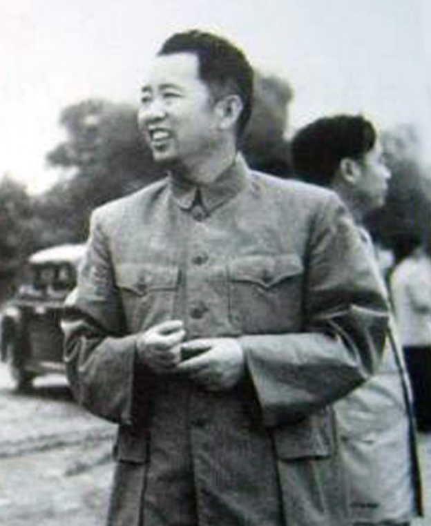 1949年，刘亚楼率34万大军攻打天津，刘亚楼与陈长捷的军事博弈